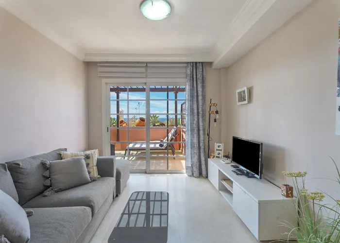 El Duque Beach-luxury Apartament- *